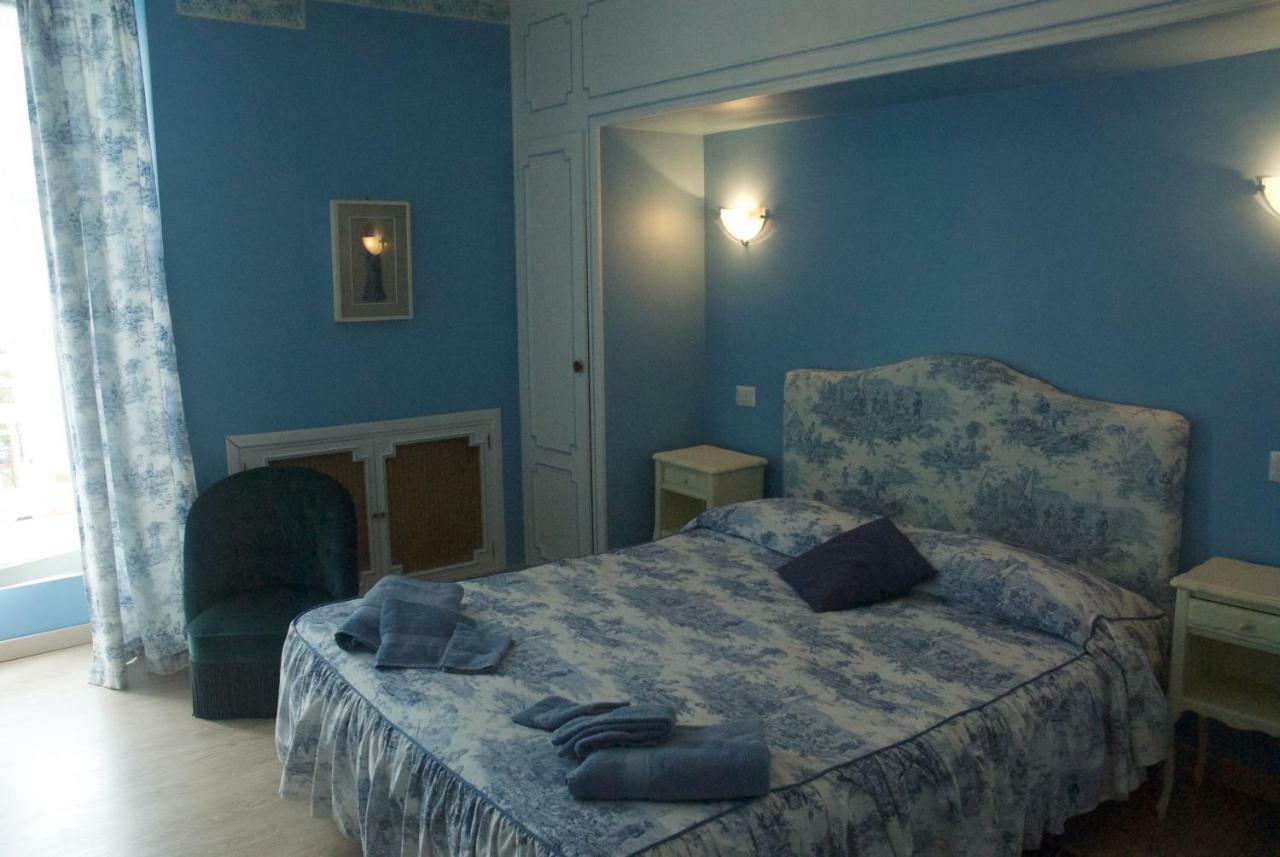 Le Clos Des Cedres B&B La Rochefoucauld Exteriér fotografie
