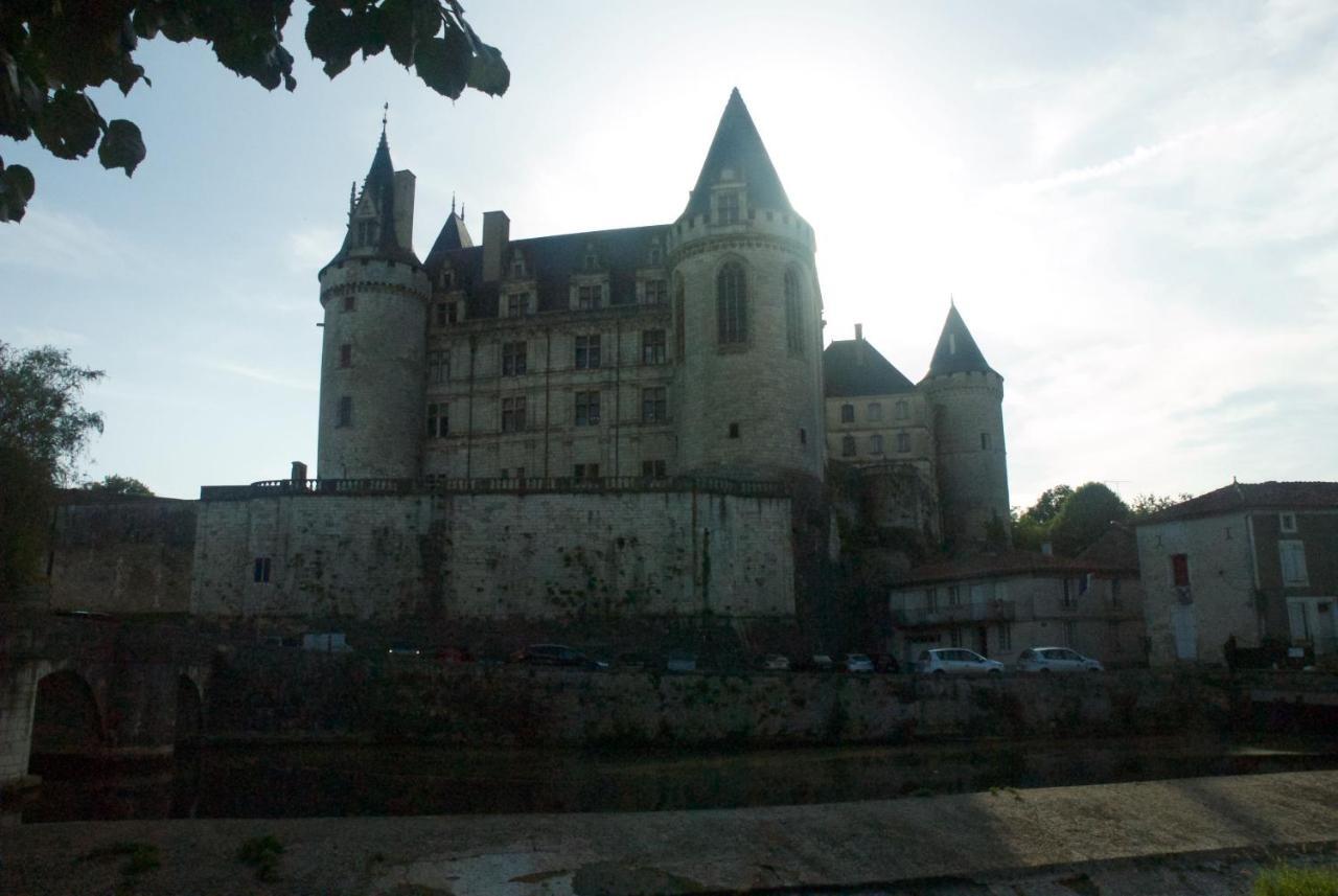 Le Clos Des Cedres B&B La Rochefoucauld Exteriér fotografie